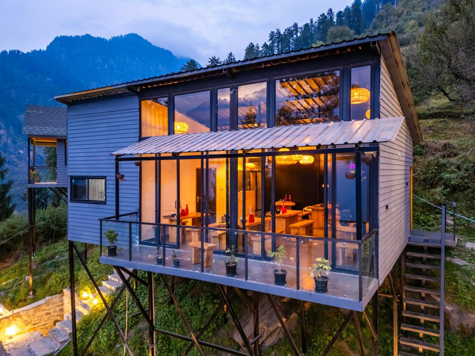 Montane Chalet , Sethan Manāli Buitenkant foto